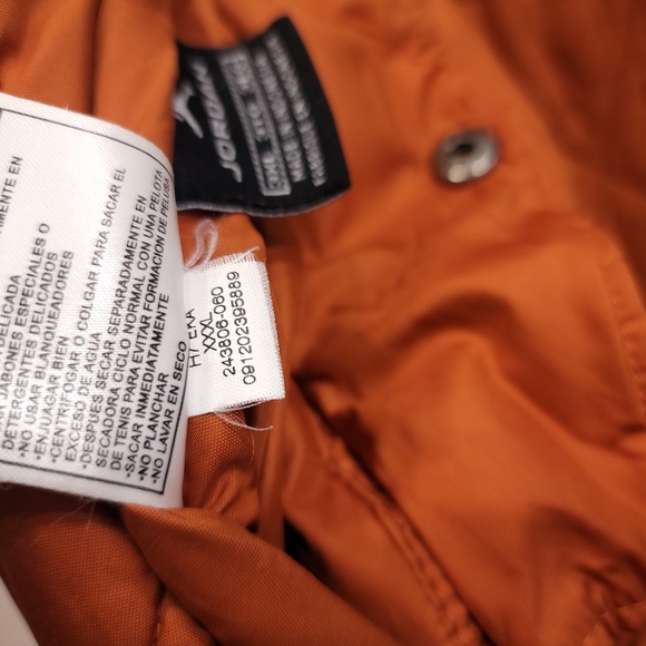 Jordan 8 Ice Blue Vintage Puffer Jacket Men's 3XL - Picture 11 of 11